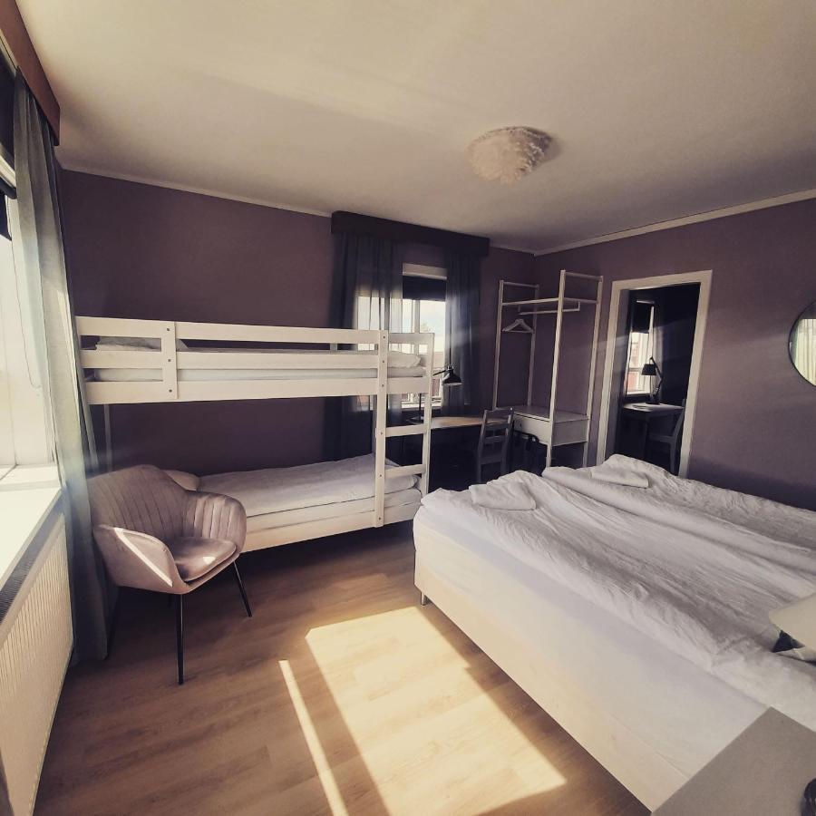 Grindavik Guesthouse Self Check In & Out Экстерьер фото